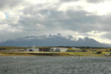 more scenery from Tierra del Fuego with the ocean and the mountains Susan's Story, ocean and mountain scenery from Tierra del Fuego