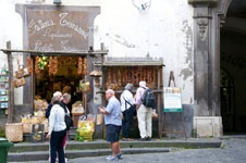 Sorrento Susan's Story, Sorrento Street scene